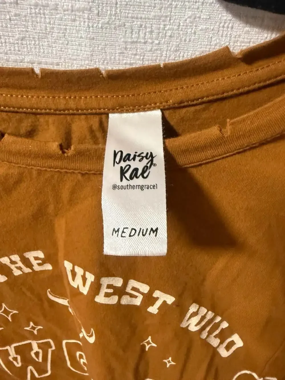 Daisy Rae Keepin' The West Wild Cowgirls Cropped Distressed Graphic Tee - Picture 4 of 4